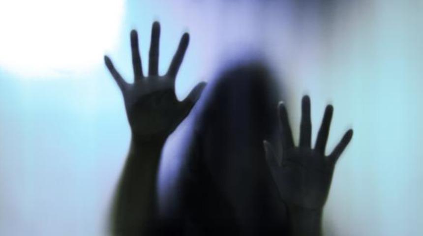 Din kültürü öğretmeni 5 kız öğrencisini taciz etti