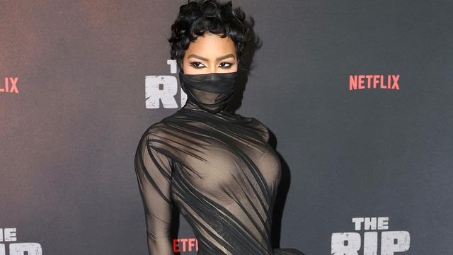 En seksi kadın seçilmişti! Teyana Taylor yine çok cesur!  Grammy'ye damga vurdu