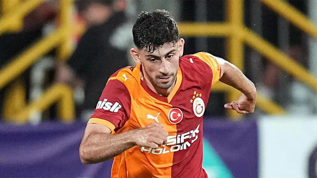 Yusuf Demir e s&uuml;rpriz talip! Galatasaray da bir ayrılık daha geliyor 2
