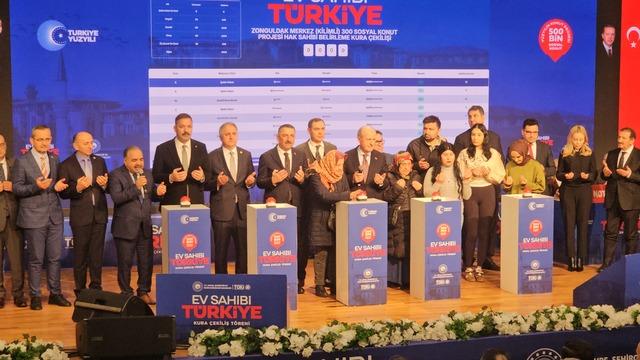 Zonguldak&rsquo;ta TOKİ hak sahipleri kurayla belirlendi