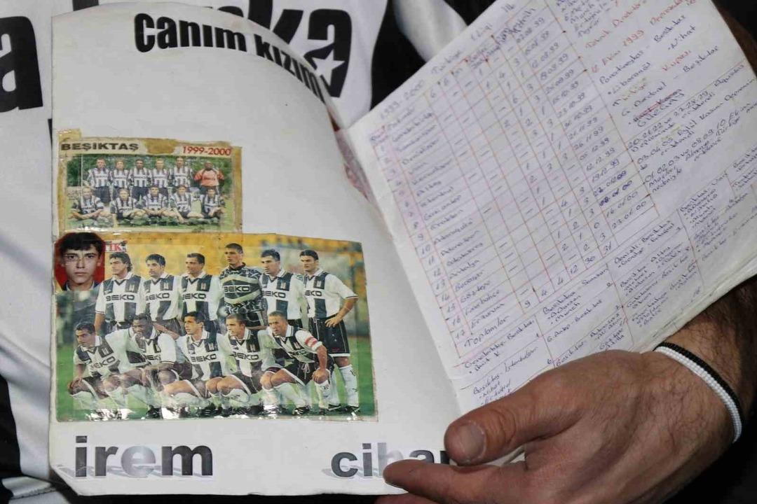 25 yıldır Beşiktaş&rsquo;ın her ma&ccedil;ını tek tek not ediyor!  2