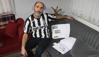 25 yıldır Beşiktaş&rsquo;ın her ma&ccedil;ını tek tek not etti! Askerde bile...