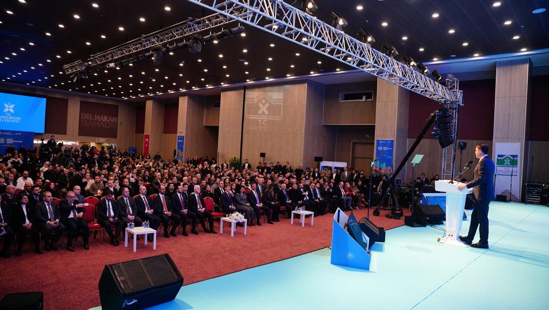 Bakan Kurum dan kentsel d&ouml;n&uuml;ş&uuml;m &ccedil;ağrısı  Bir an &ouml;nce şehirlerimizi diren&ccedil;li hale getirelim  2