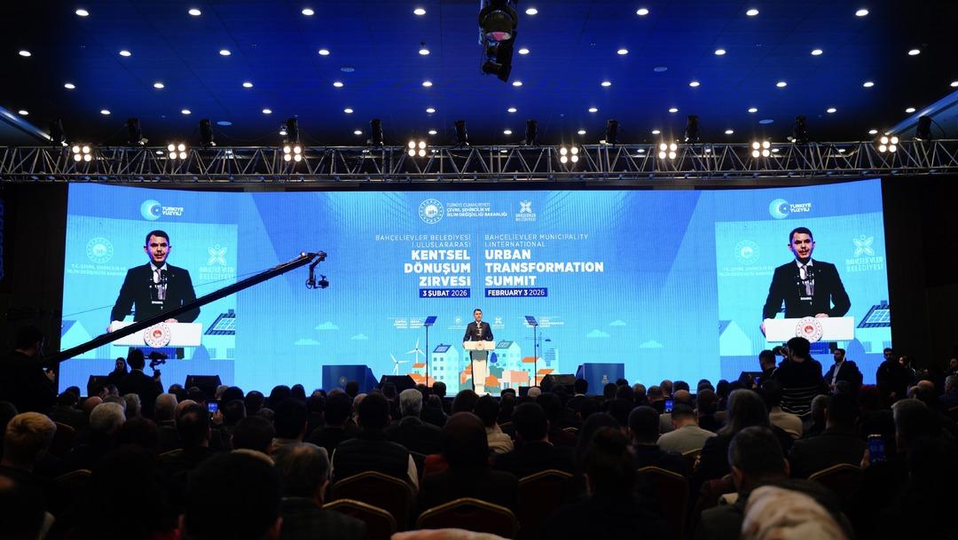 Bakan Kurum dan kentsel d&ouml;n&uuml;ş&uuml;m &ccedil;ağrısı  Bir an &ouml;nce şehirlerimizi diren&ccedil;li hale getirelim  4