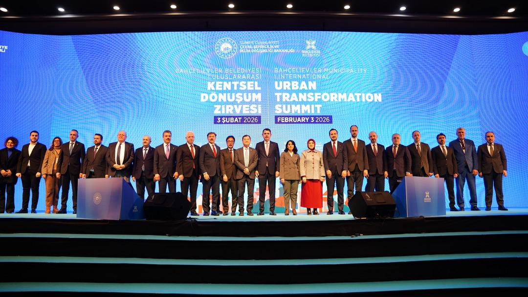 Bakan Kurum dan kentsel d&ouml;n&uuml;ş&uuml;m &ccedil;ağrısı  Bir an &ouml;nce şehirlerimizi diren&ccedil;li hale getirelim  8