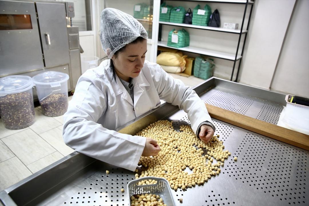 Gen&ccedil; yaşta iş yeri kurup patron oldu  Bu işi daha &ouml;nce bilmiyordum  7