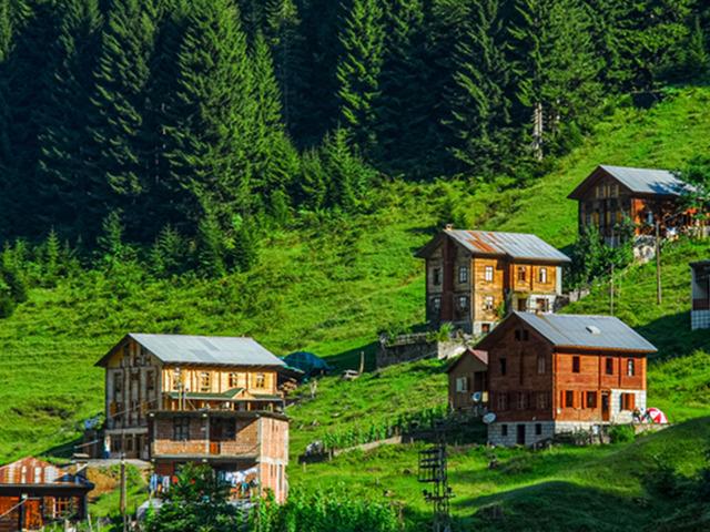 Trabzon geride kaldı! Meteoroloji en &ccedil;ok yağış alan ili a&ccedil;ıkladı
