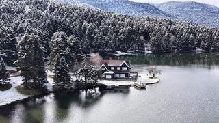 Gölcük Tabiat Parkı’nda kış güzelliği