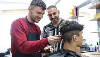 &Ouml;zel bireylere &uuml;cretsiz berberlik hizmeti
