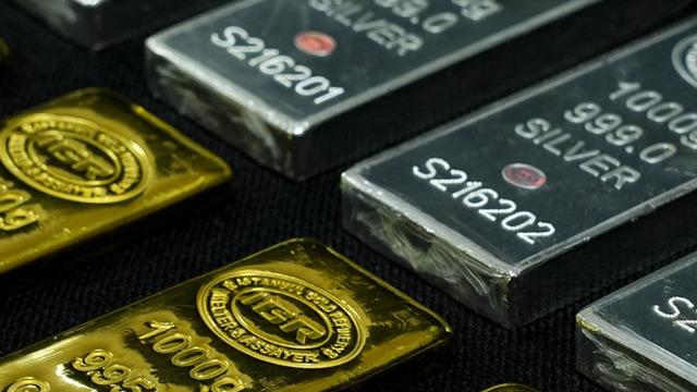 Altın ve g&uuml;m&uuml;ş fiyatları toparlanıyor! G&uuml;m&uuml;şte y&uuml;kseliş y&uuml;zde 10'u aştı