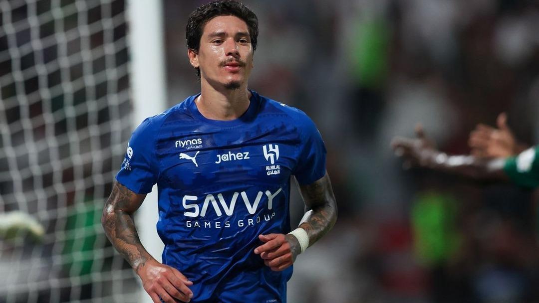 D&uuml;nya yıldızı İstanbul&rsquo;a! Darwin Nunez Fenerbah&ccedil;e&rsquo;ye &ccedil;ok yakın 2