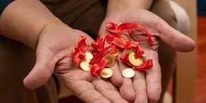 Altın geri d&ouml;nd&uuml;: O seviye tekrar aşıldı! 2008'den bu yana ilk