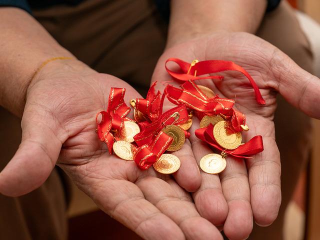 Altın geri d&ouml;nd&uuml;: O seviye tekrar aşıldı! 2008'den bu yana ilk