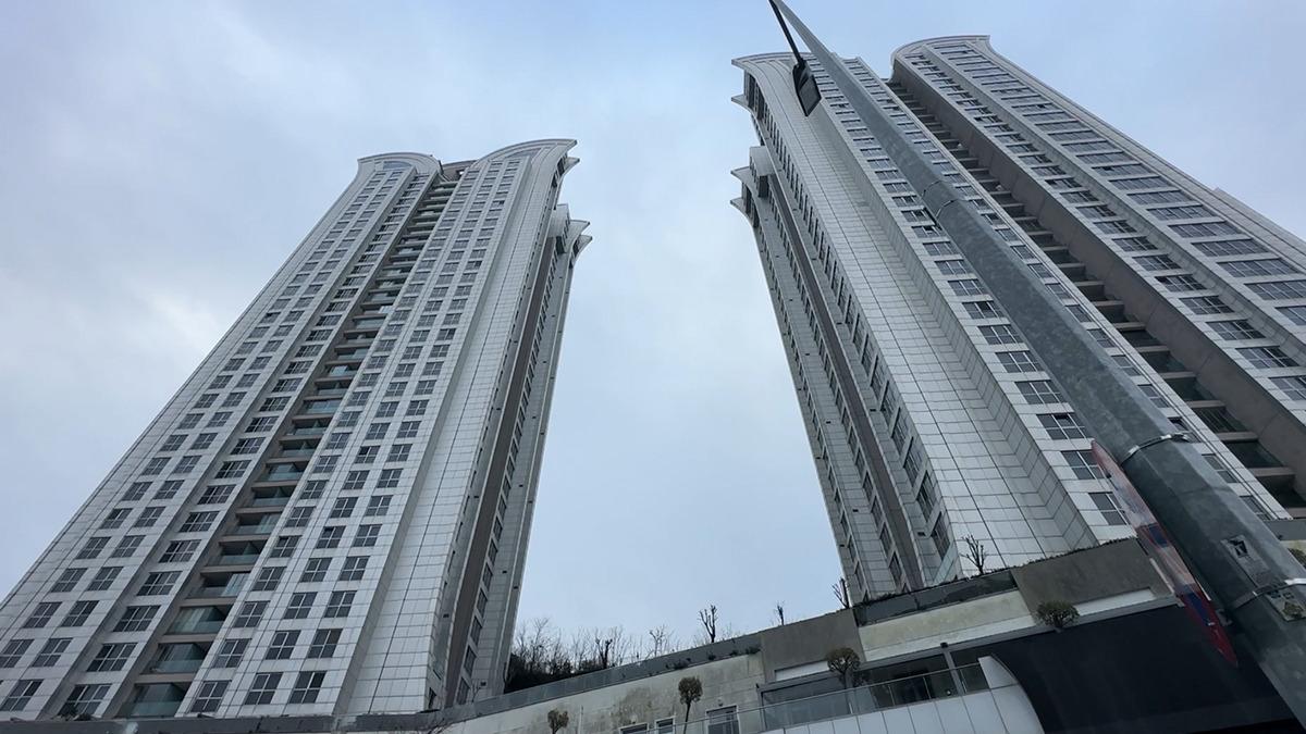 12 yaşındaki çocuk 30. kattan düştü! Anne ifade verdi, ölüm şüpheli bulundu - Mynet Yaşam