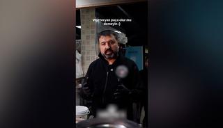 Et yemeyenler i&ccedil;in pa&ccedil;a &ccedil;orbası tarifi veren &ccedil;orbacı ortalığı karıştırdı: "Orijinal kemik suyu kaynatıyoruz'