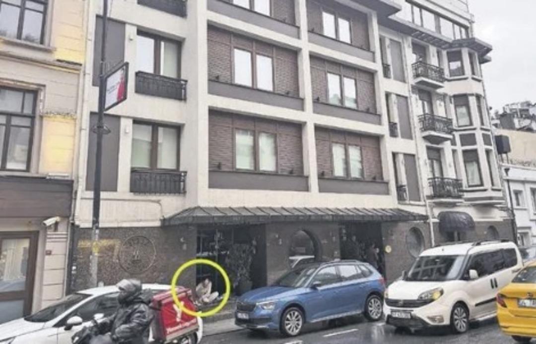 Bir zamanlar &uuml;nl&uuml;ler ge&ccedil;idi vardı! Şimdi tek ziyaret&ccedil;isi  Evsiz Mehmet  2