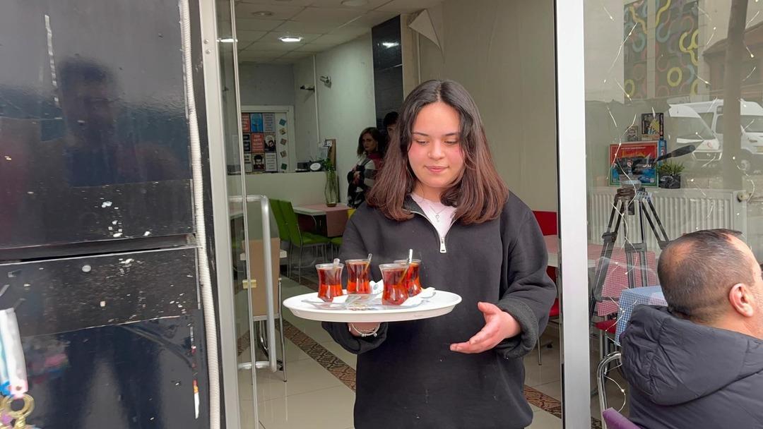 3 sene &ccedil;alışıp para biriktirdi: 350 bin TL ile hayalindeki işi kurdu 4