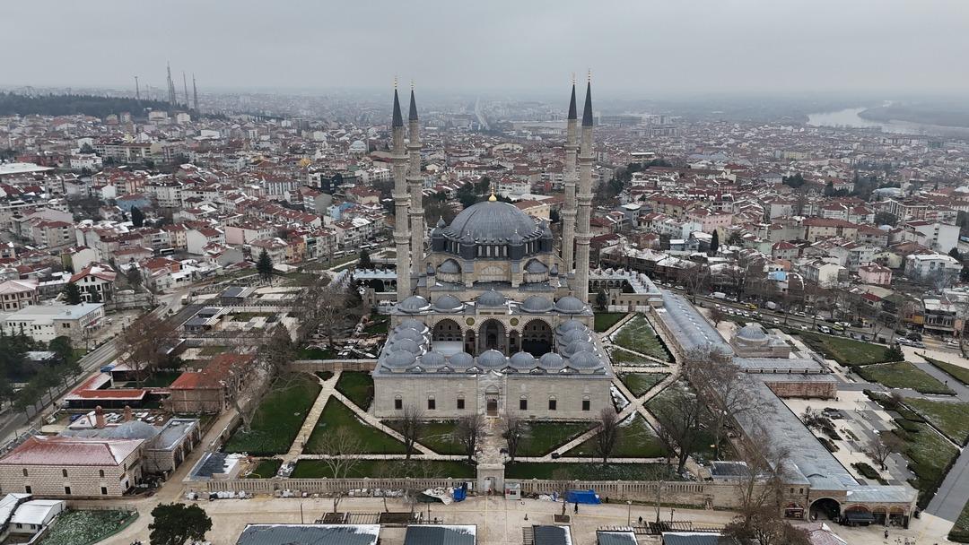 Selimiye Camii kubbe yazıları tartışma konusu olmuştu: İlk kez g&ouml;r&uuml;nt&uuml;lendi 5