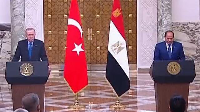 Cumhurbaşkanı Erdoğan, Sisi ile bir araya geldi, İran için 'diplomatik çözüm' çağrısı yaptı