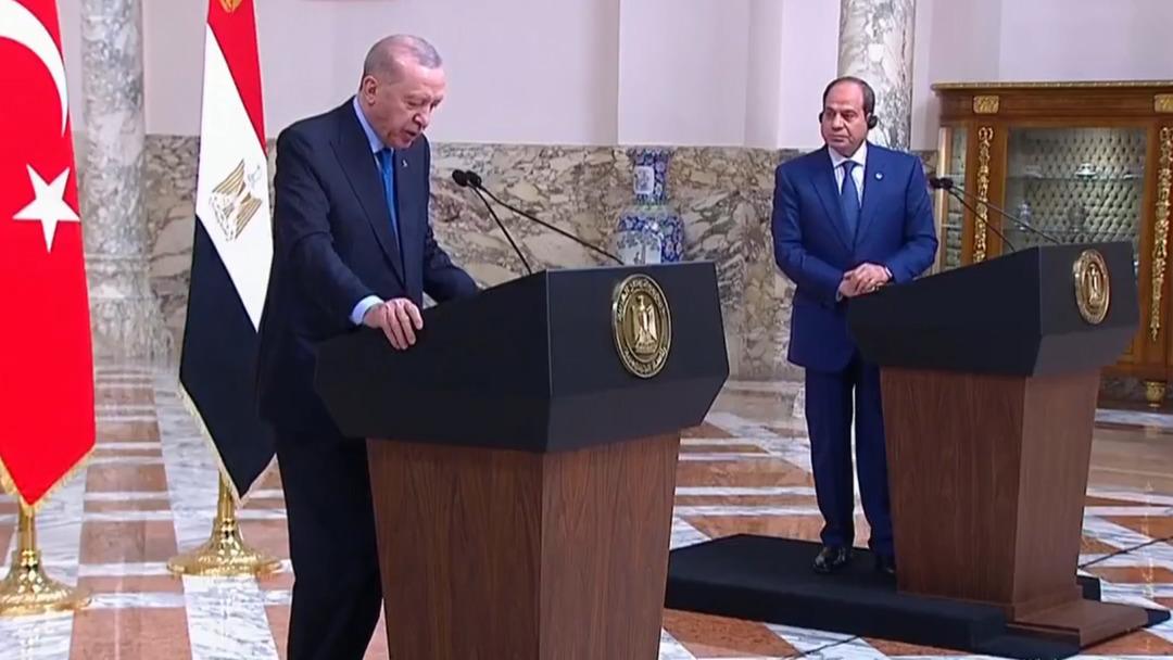 Cumhurbaşkanı Erdoğan, Sisi ile bir araya geldi, İran i&ccedil;in  diplomatik &ccedil;&ouml;z&uuml;m  &ccedil;ağrısı yaptı 1