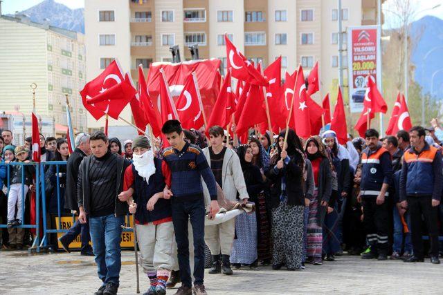 İşgalden kurtuluşu liseliler canlandırdı