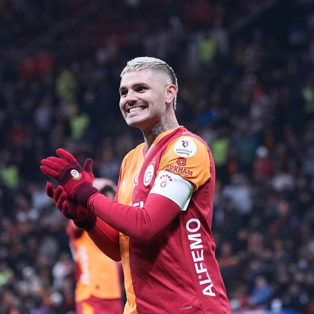 Mauro Icardi Galatasaray tarihinin en golc&uuml; yabancı futbolcusu oldu! Hagi yi ge&ccedil;ti... 3