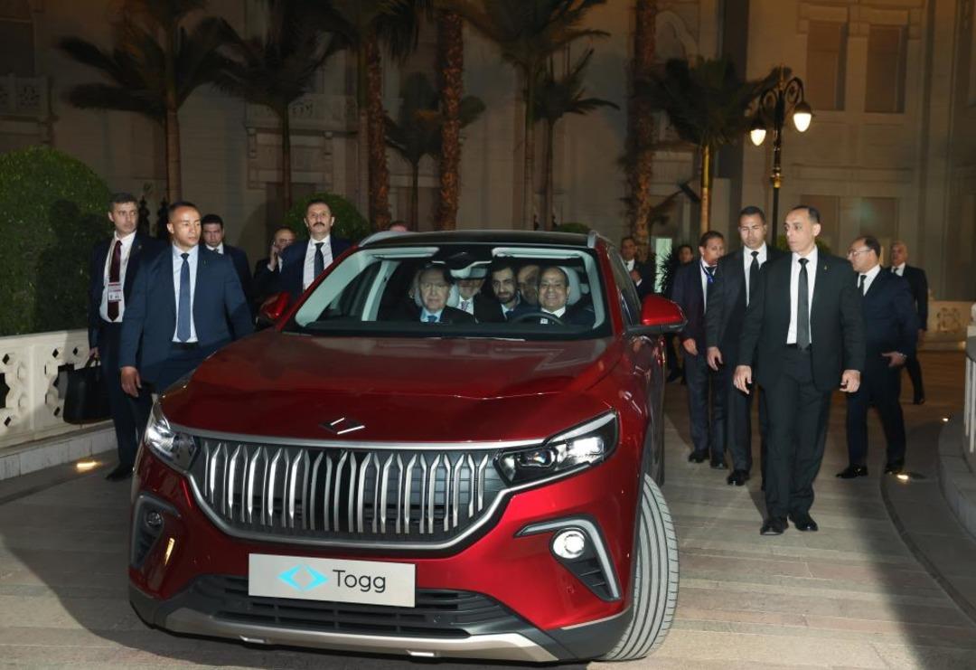 Cumhurbaşkanı Erdoğan&rsquo;dan Mısır Cumhurbaşkanı es-Sisi&rsquo;ye Togg hediyesi 3