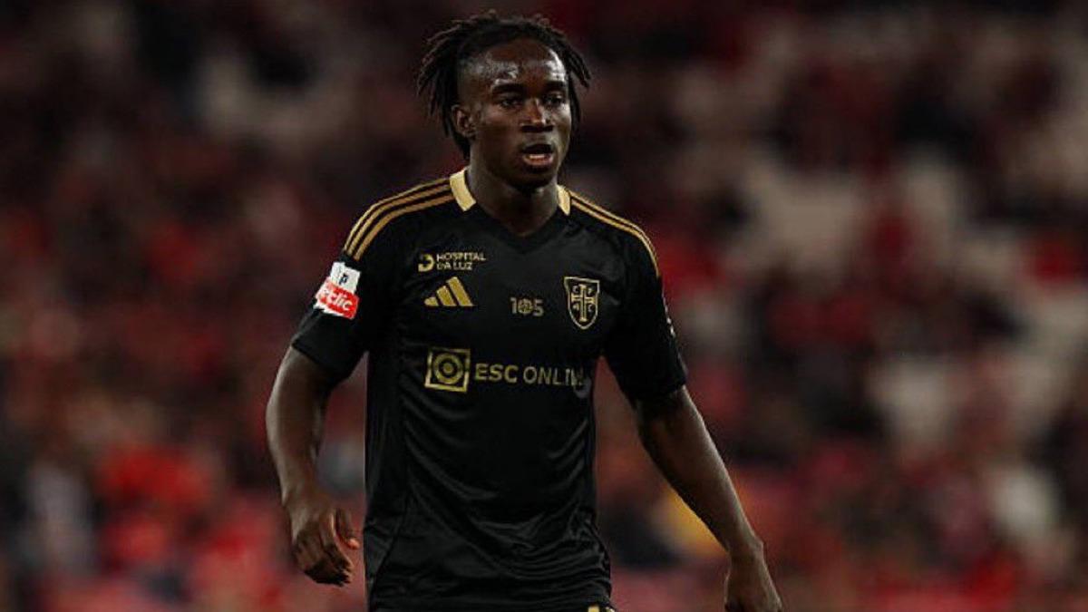 Galatasaray da transferde hareketli saatler! Yıldız ismi renklerine bağladı, bir isimle vedalaştı 1