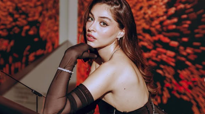 Cem B&ouml;l&uuml;kbaşı sevgilisi Cemre Baysel'in doğum g&uuml;n&uuml;n&uuml; kutladı