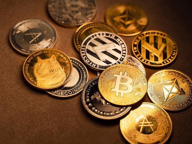 Riskten ka&ccedil;ış başladı: Bitcoin&rsquo;de son 15 ayın en d&uuml;ş&uuml;k seviyesi! 