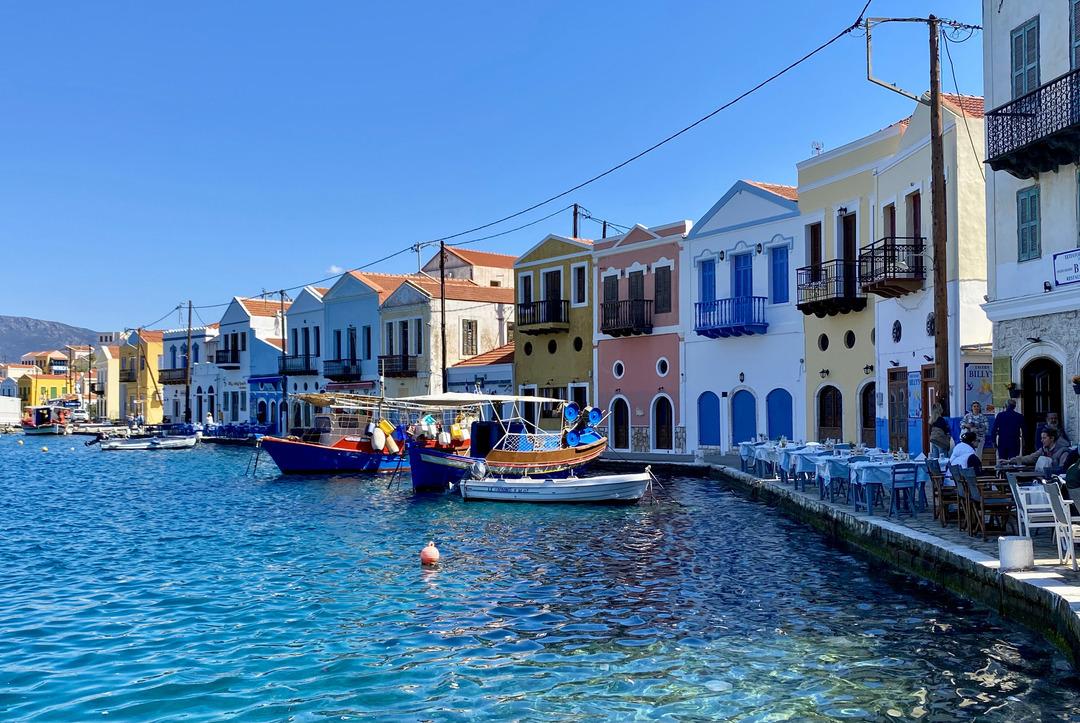 T&uuml;rkiye den Yunan adalarına ziyaret&ccedil;i akını! 1 milyon 119 bin 472 ziyaret&ccedil;i 2