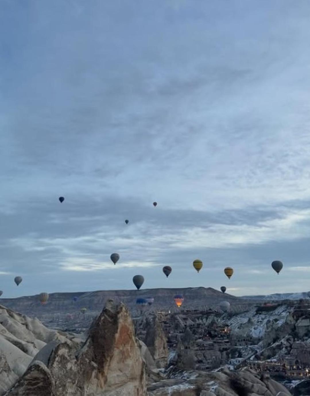 G&uuml;ney Koreli oyuncudan Kapadokya &ccedil;ıkarması! Balon fiyatlarını duyunca şaştı kaldı 3