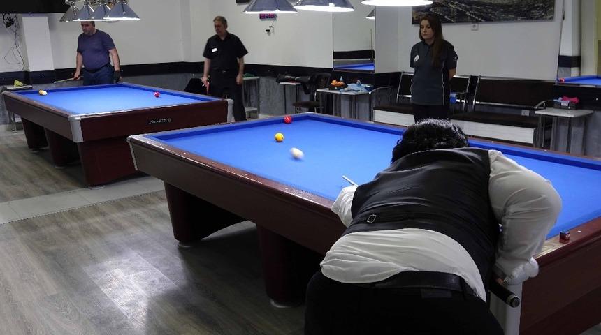 Kuşadası&rsquo;nda 3 bant bilardo turnuvası d&uuml;zenleniyor
