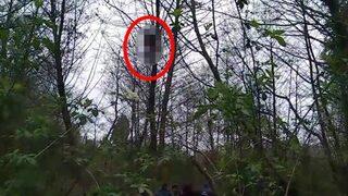 Patlama sonrası korkunç manzara! Cesedi ağaçta asılı kaldı