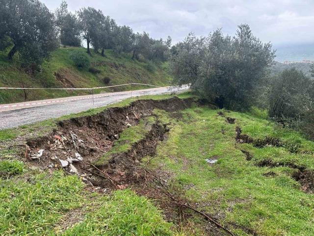 Ayvacık&rsquo;ta sağanak yağış etkili oldu 2