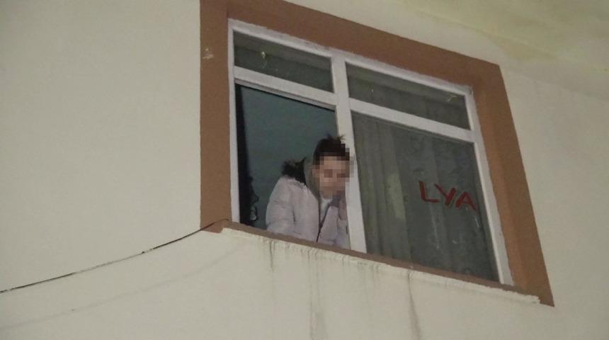 Evde zorla tutulan gen&ccedil; kadının imdadına polis ve itfaiye yetişti! 