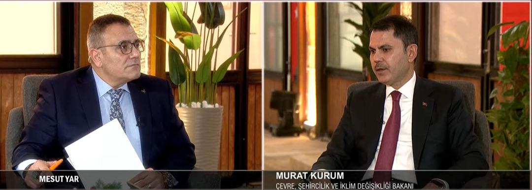 Bakan Kurum dan &Ouml;zg&uuml;r &Ouml;zel e: "G&ouml;lgede olanın g&ouml;lgesi olmaz! Silivri vesayetinden kurtul" 2