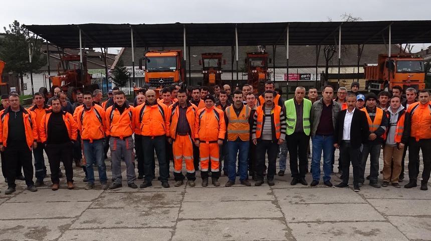 Safranbolu'da Karayolları taşeron iş&ccedil;ilerinden kadro isteği