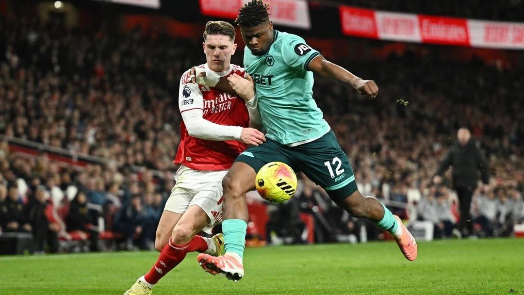 Transferin son g&uuml;n&uuml;nde Beşiktaş bombayı patlattı! Agbadou İstanbul&rsquo;a geldi 5