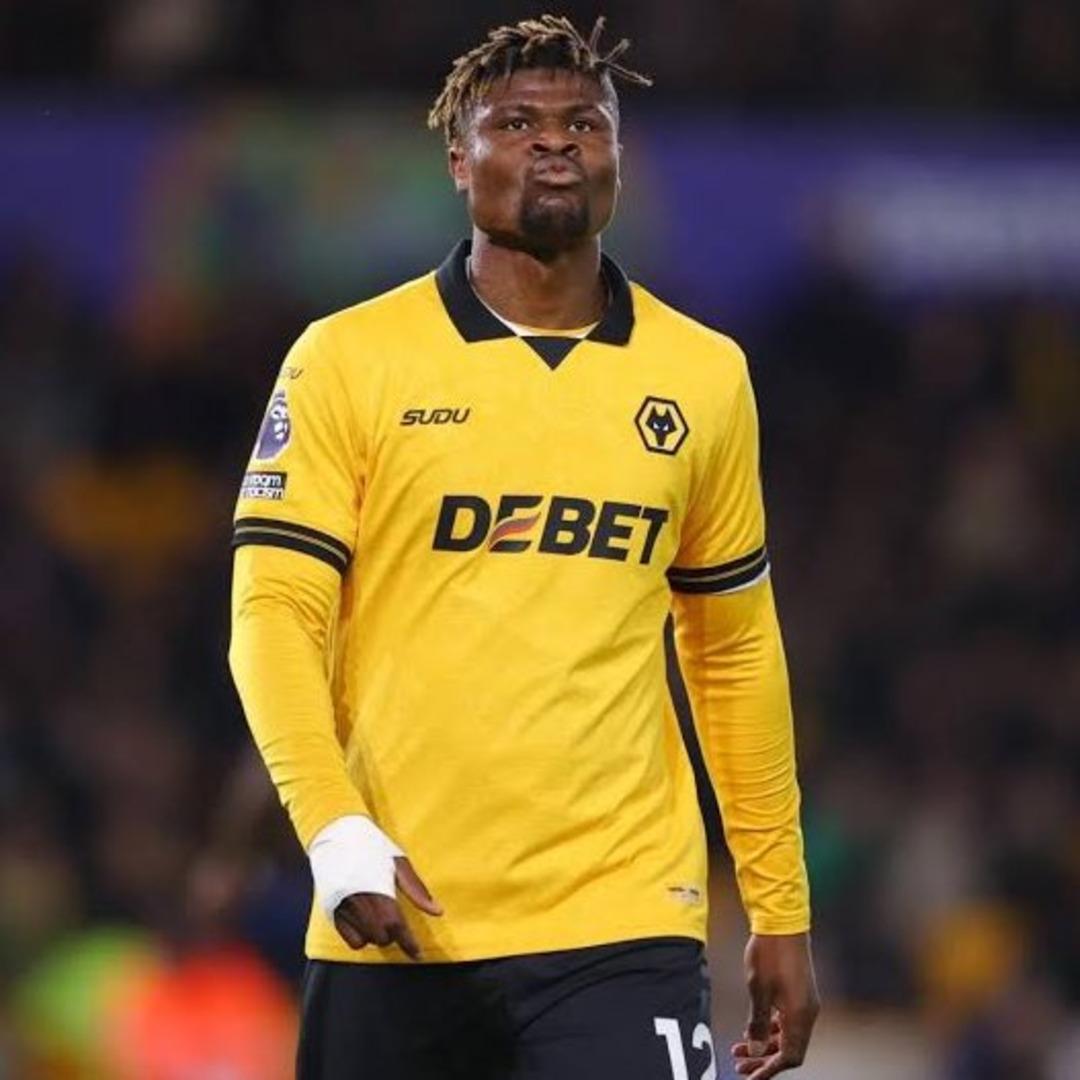 Transferin son g&uuml;n&uuml;nde Beşiktaş bombayı patlattı! Agbadou İstanbul&rsquo;a geldi 4