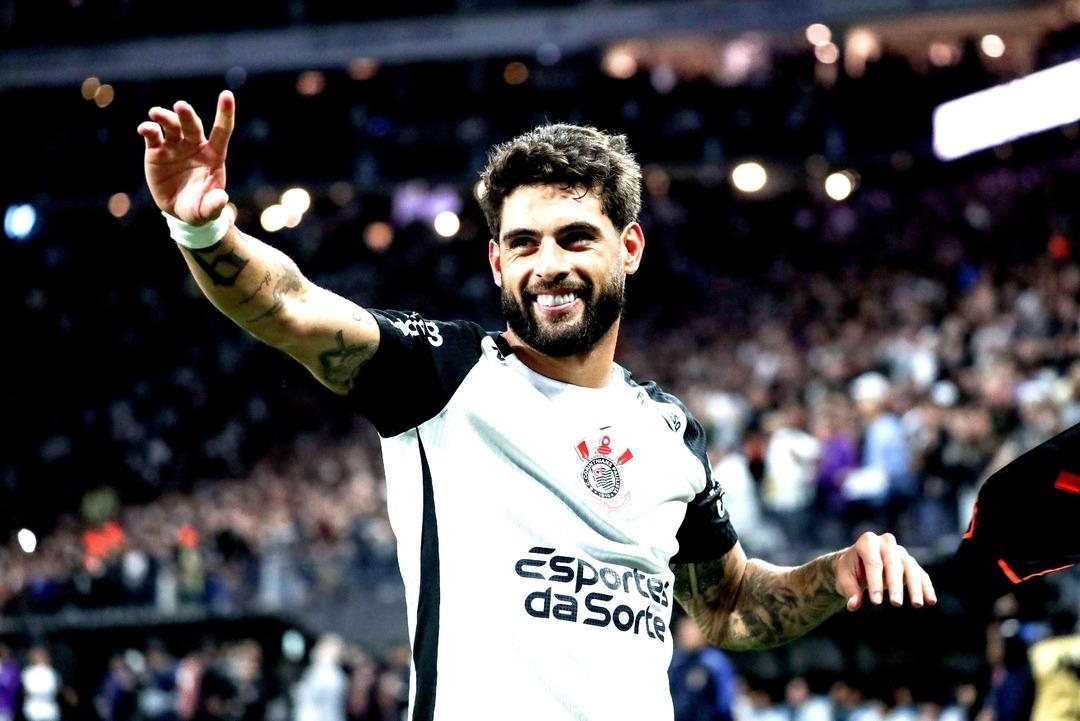 Kadık&ouml;y&rsquo;de transfer i&ccedil;in son g&uuml;n &ccedil;ılgınlığı! Nunez mi, Brobbey mi, Yuri mi? 3