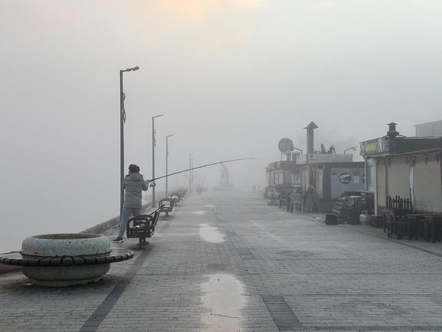 Çanakkale Boğazı sis nedeniyle transit gemi geçişlerine kapatıldı 2