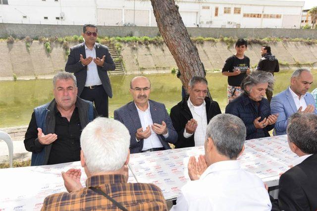 Vali Mahmut Demirtaş, şehidin mevlidine katıldı