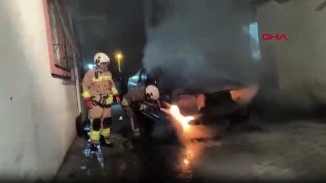 Hatay’da seyir halinde yanan 2 araç söndürüldü