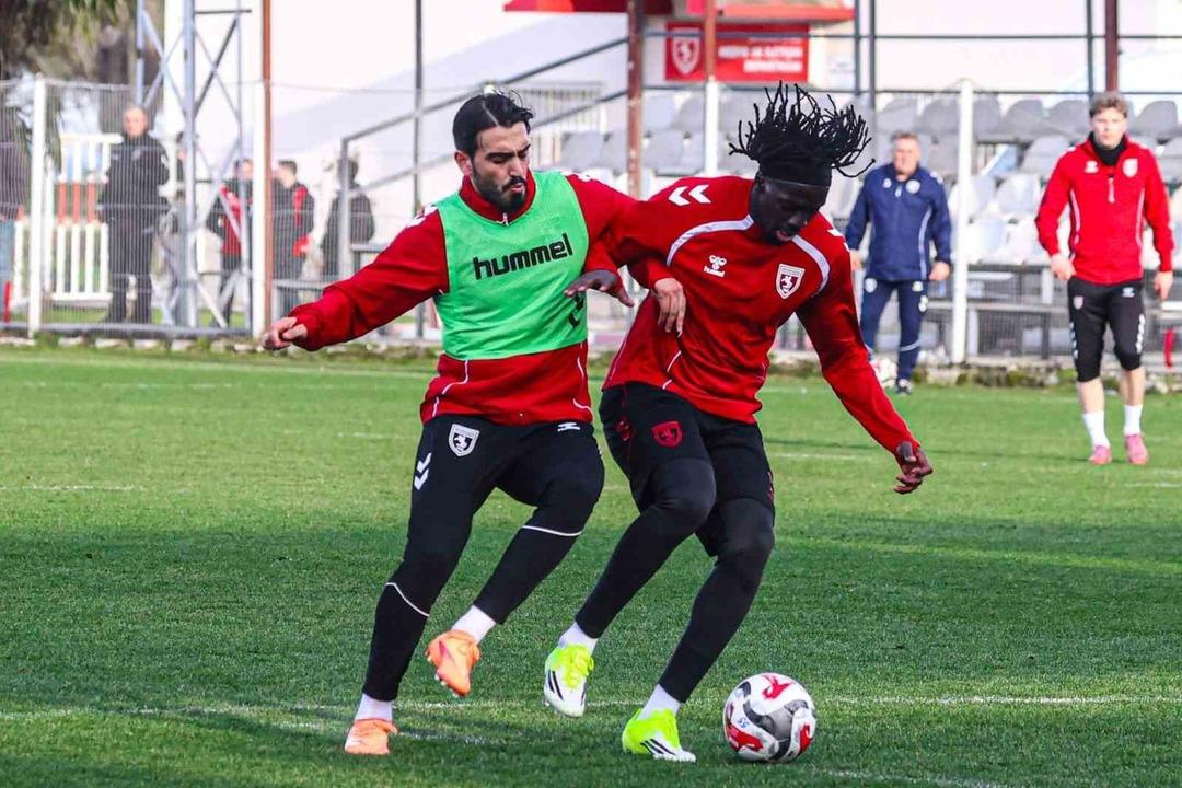 Samsunspor, Karadeniz derbisinden galibiyetle ayrılmak istiyor 1