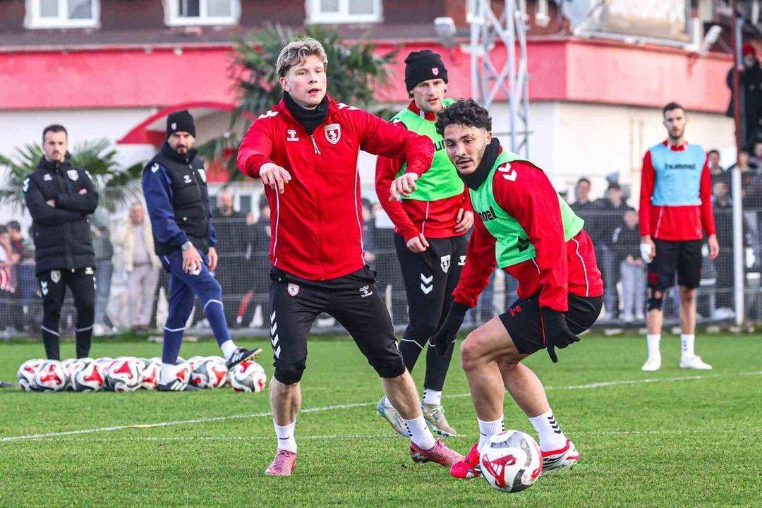 Samsunspor, Karadeniz derbisinden galibiyetle ayrılmak istiyor 3