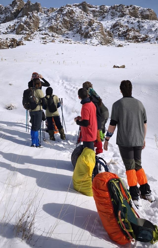 Kahramanmaraş merkezli depremlerde hayatını kaybedenler Van da anıldı 1