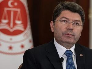 Adalet Bakanı Tun&ccedil;'tan deprem davaları a&ccedil;ıklaması