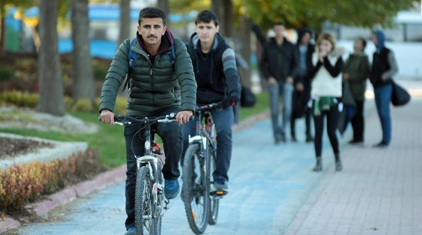 Yaya yolunda bisiklet, scooter ve motosiklet s&uuml;rene para cezası geliyor!