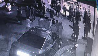 Ehliyetini ve otomobilini yeni alan s&uuml;r&uuml;c&uuml; depoya daldı